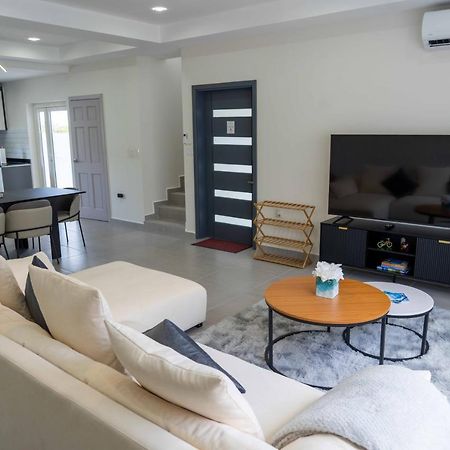 Spacious 3Br Home With Own Private Cozy Pool Koolbaai Luaran gambar