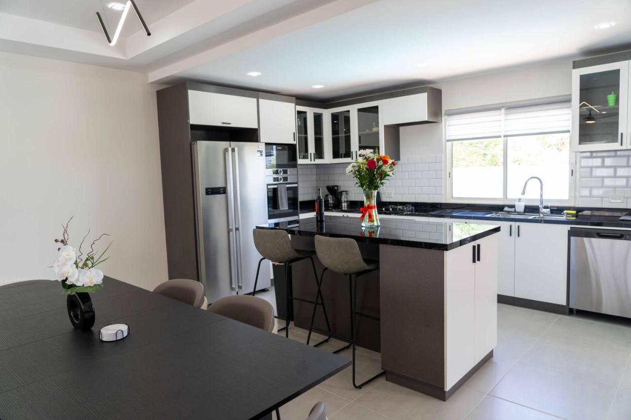 Spacious 3Br Home With Own Private Cozy Pool Koolbaai Luaran gambar
